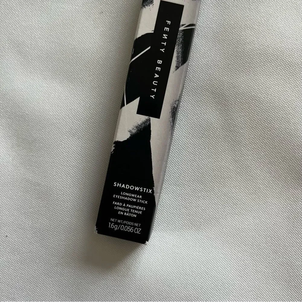 FENTY BEAUTY by Rihanna Shawdowstix Longwear Eyeshadow Stick Tira’Miss You NWT